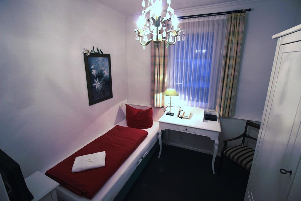 Hotel Garni Zur Linde Hitzacker Room photo